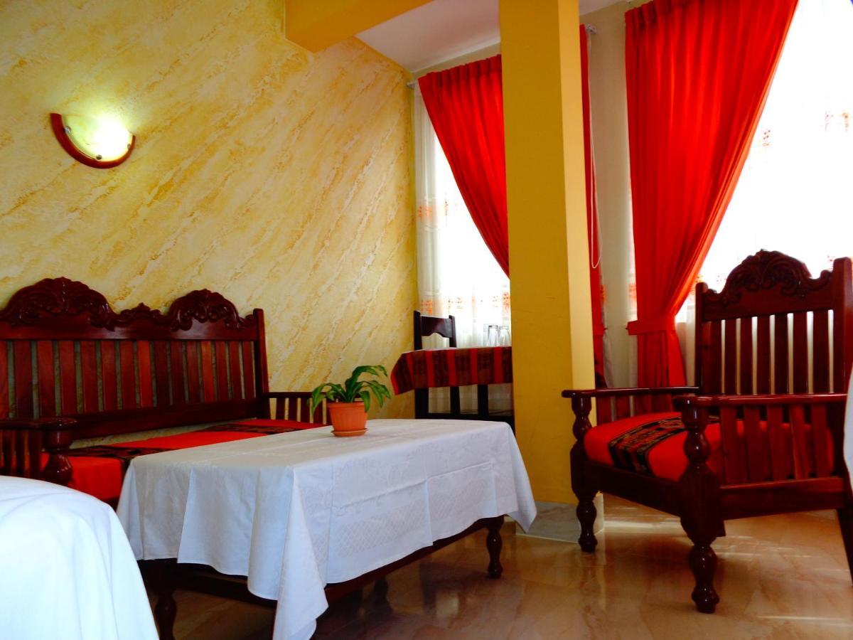 Hotel Pampa & Selva Rurrenabaque Esterno foto